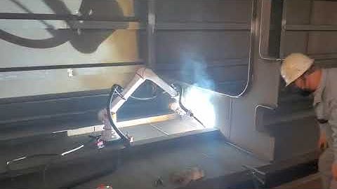 Robotic Welding for Main Girders of Large Port Cranes #weldingcobot #cobotwelder #cobot