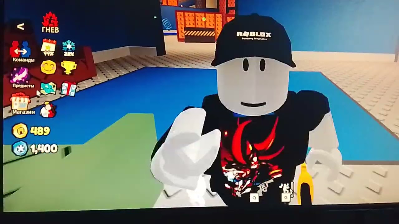 Илья продолжает играть в острый в роблокс🗡️