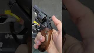 Revólver Taurus Rossi Rp 63, Black, .38 Slp Cabo De Madeira