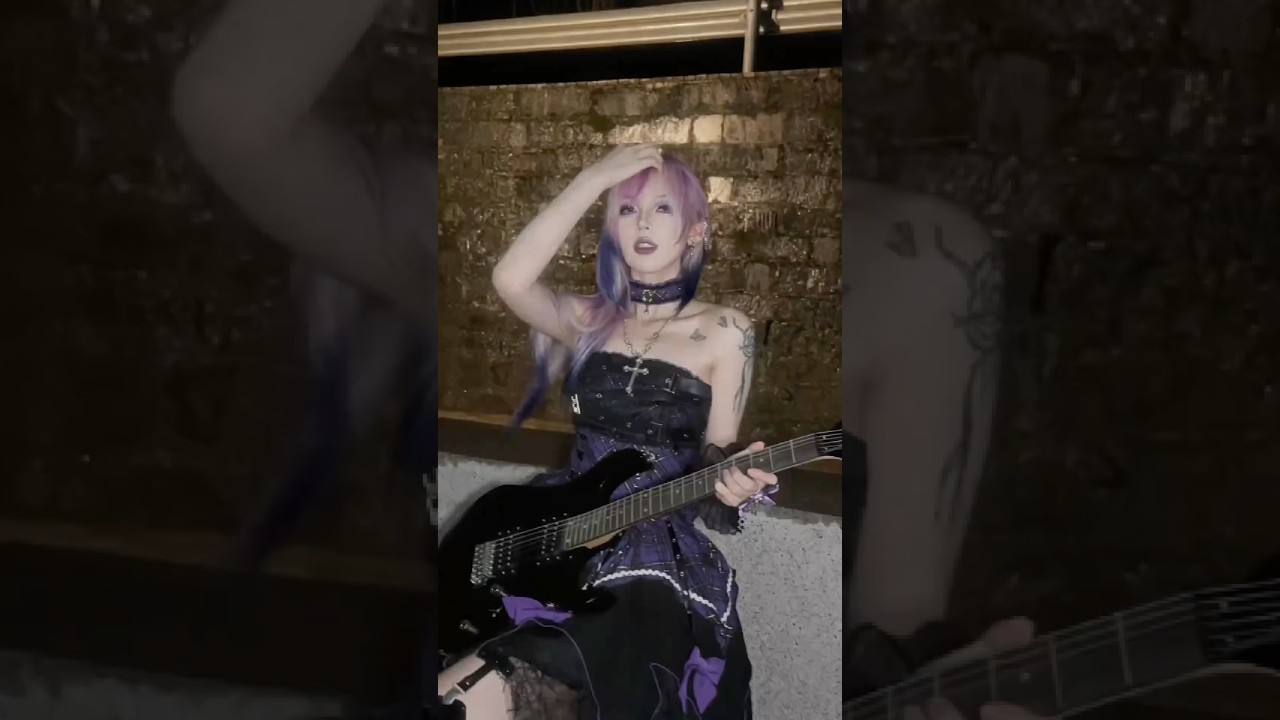 Á nhân có tiên nữ phép thuật riêng… Tóc tím quả là quá quyền lực! #shorts #cosplay #anime #genz #diy