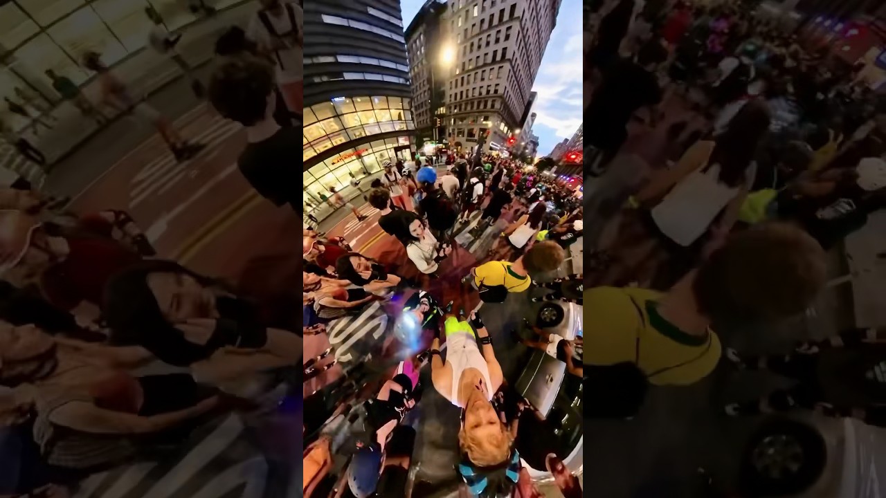 Wednesday night skate NYC 🛼🗽🌃  ￼