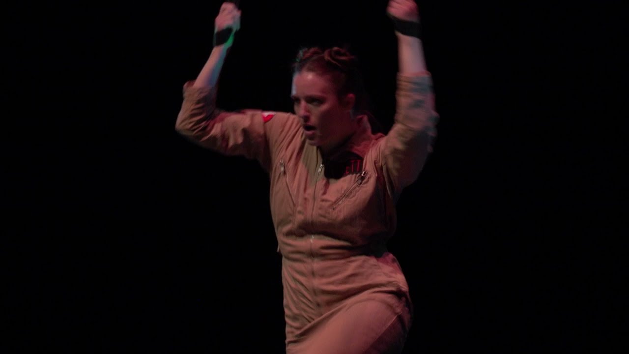 Hannah Everett - Aerial straps