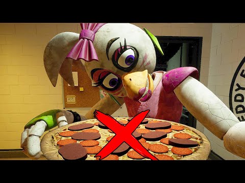 PizzaPocketGod on X: @Bravvyy_ FNAF 1 chica is my fav animatronic from the  franchise lmao She can go from normal fun kid mascot to man made horrors in  a second, something all