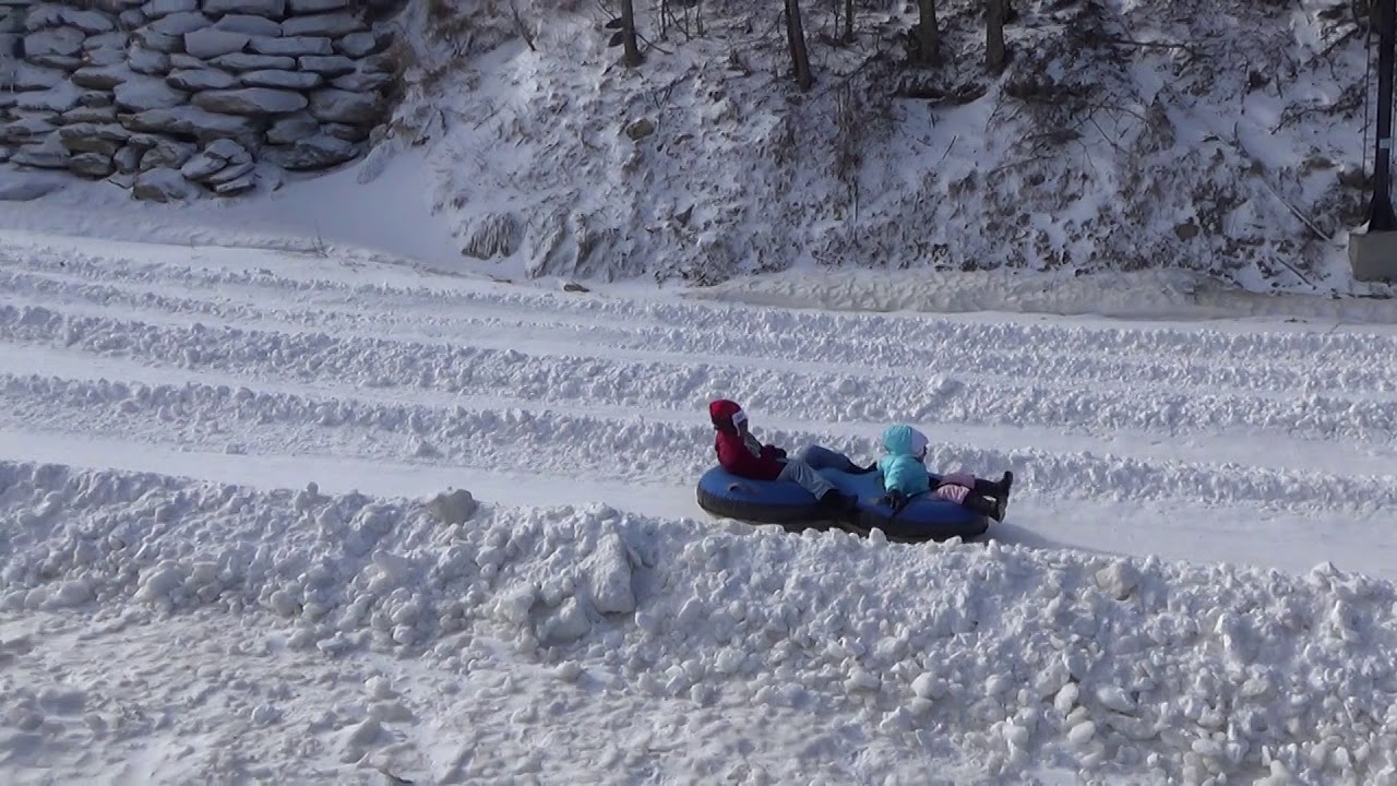 Van Vanessa Snow Tubing At Beech Mountain Banner Elk Nc Youtube