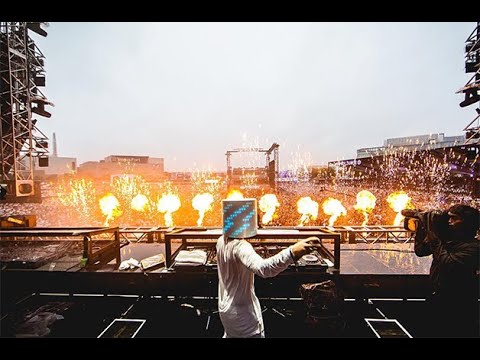 Marshmello | Live At Ultra Music Festival Singapore 2016