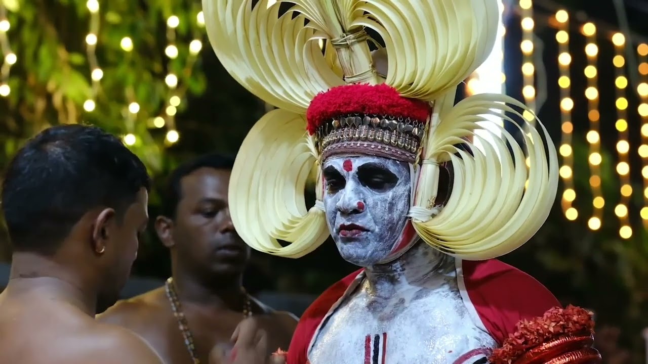 Pottan Theyyam   Kerala