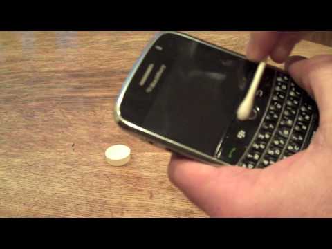 How To Clean The Trackball On Your Blackberry Phone