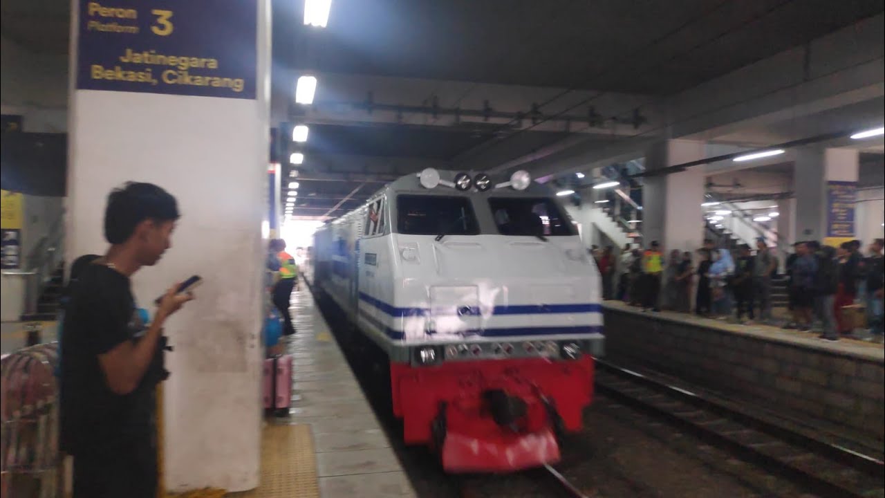Livery Baru⚪🔵Jumbo!Hunting Ka Jarak Jauh,Krl Commuterline & KLB Kadiv Polri Di Bulan Februari 2026