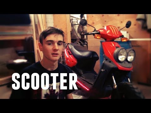 Vidéo: Un enfant de 2 ans peut-il utiliser un scooter ?