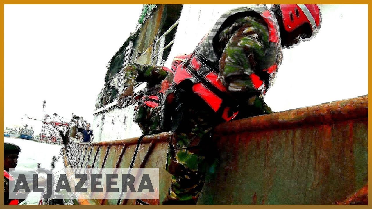🇸🇱 سفن الصيد غير القانونية تهدد وظائف الصيادين في سيراليون | الجزيرة الإنجليزية