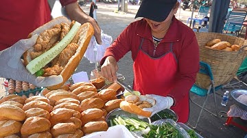 Khủng chị gái bán hơn 500 ổ bánh mì chả cá chỉ vài giờ nhờ vào "hủ ớt thần kỳ", khách tới tấp bán đã