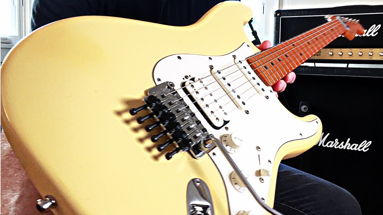 Fender Stratocaster Floyd Rose USA 2002 Vintage White | Mark Bouras