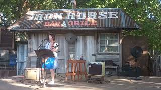 Evelyn Billington, "Am Kai bei der alten Laterne" at Iron Horse, 9/6/23