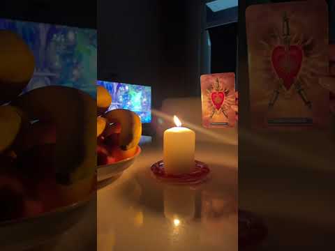 მისი ძილისპირული ფიქრების ქალბატონი ხარ