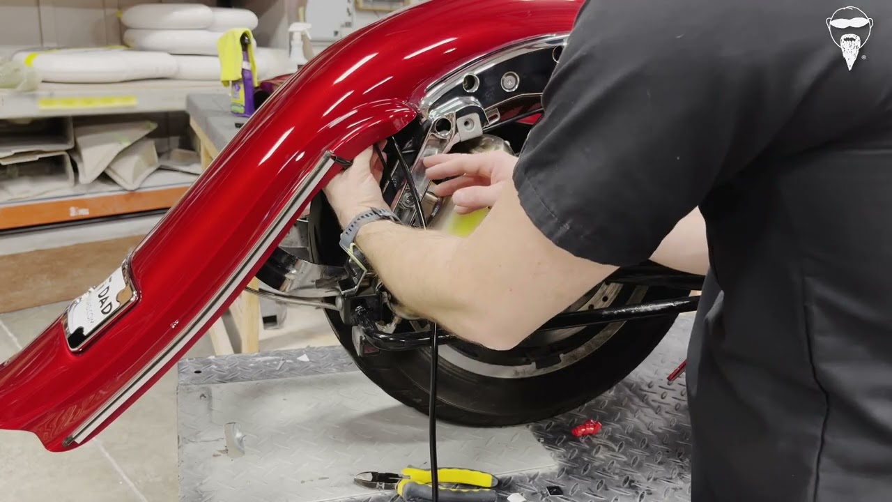 INSTALL: Bagger Strip LEDs