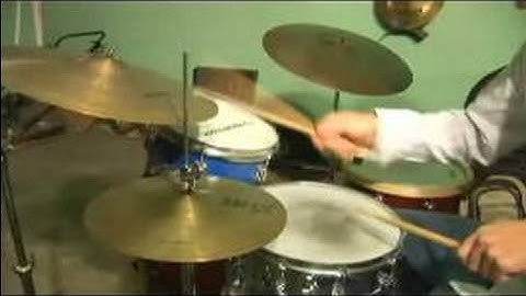 How to Play Paradiddle Patterns on the Drums : Orchestration of Paradiddle Beats in Drumming