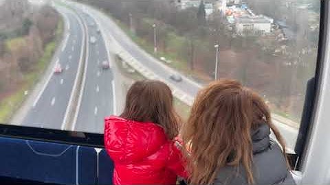 Au dessus de la Banlieue    SD 480p