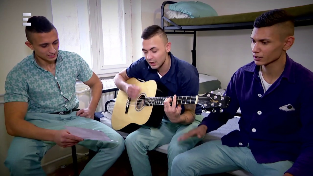 Tököli Országos Büntetés-Végrehajtási Intézet - Razzia (2018-12-18) - ECHO TV