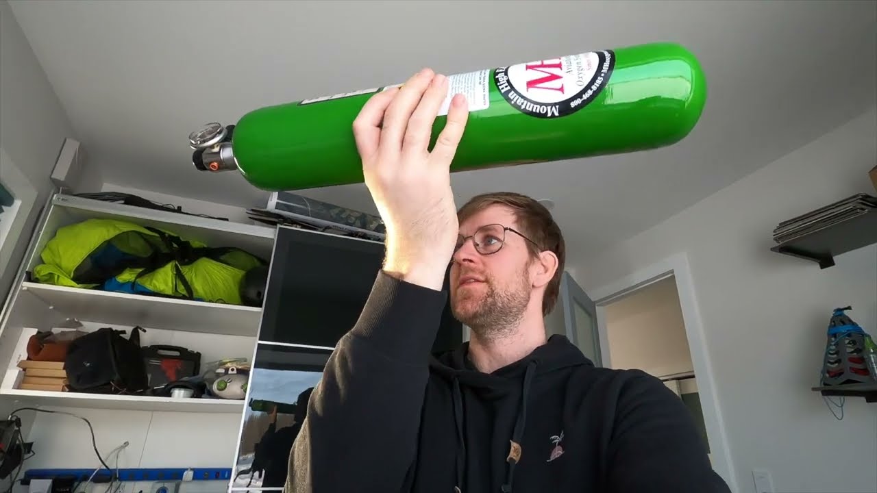 Mountain High Oxygen tank + Fuji GFX 100S and paragliding in Austria