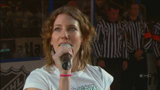 Video thumbnail of "Kathleen Edwards - O Canada @ NHL All Star Game 2008"