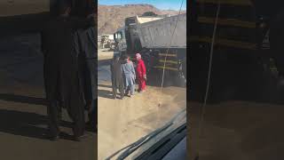 VALENTiNE S DAY Saudi Arabia 🇸🇦😅 #short #funny #shorts #punjabicomedyshortvideo #viral #roseday
