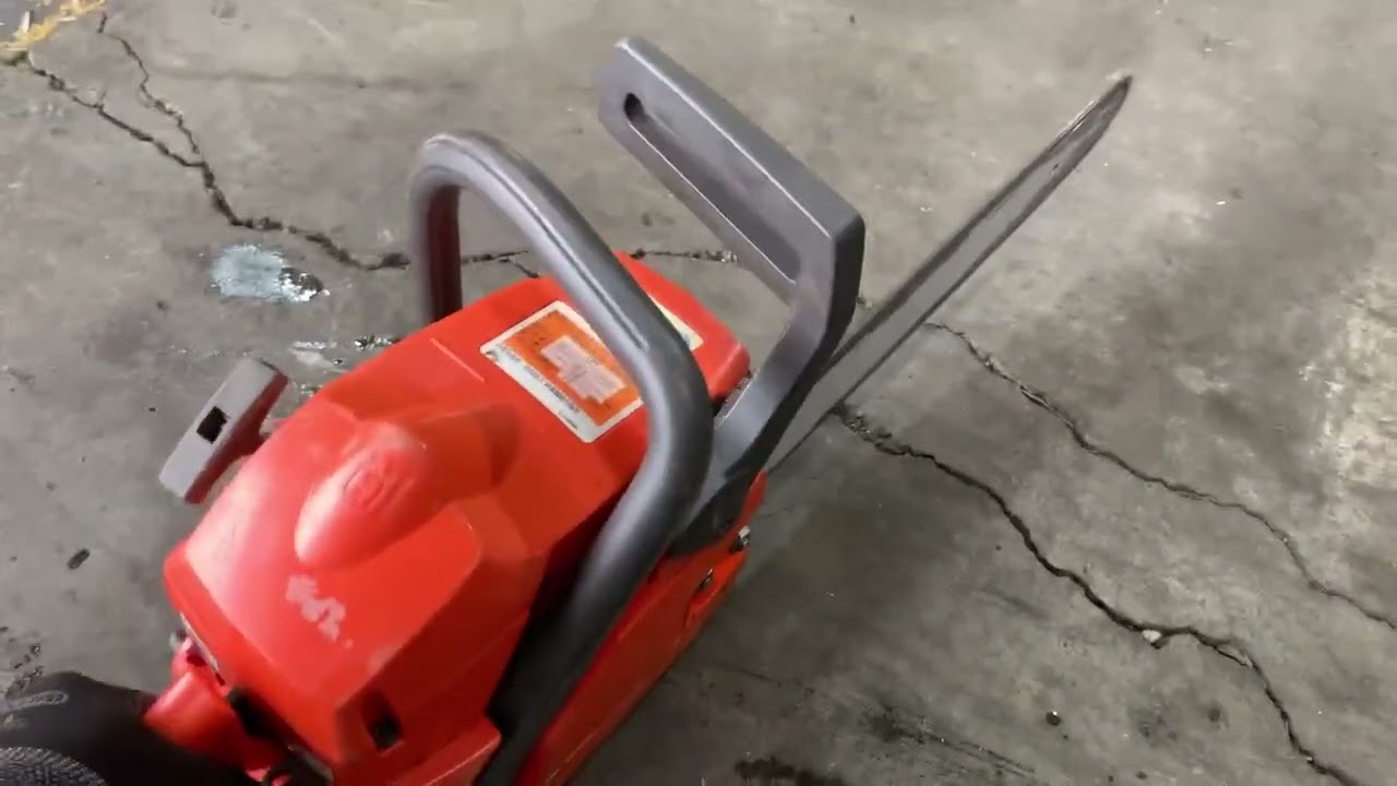 Husqvarna ハスクバーナ 236e エンジンチェンソー【野田愛宕店】【店頭取引限定】【中古】管理番号：ITDKWKE44WLC Husqvarna ハスクバーナ 236e エンジンチェンソー【野田愛宕店】【店頭
