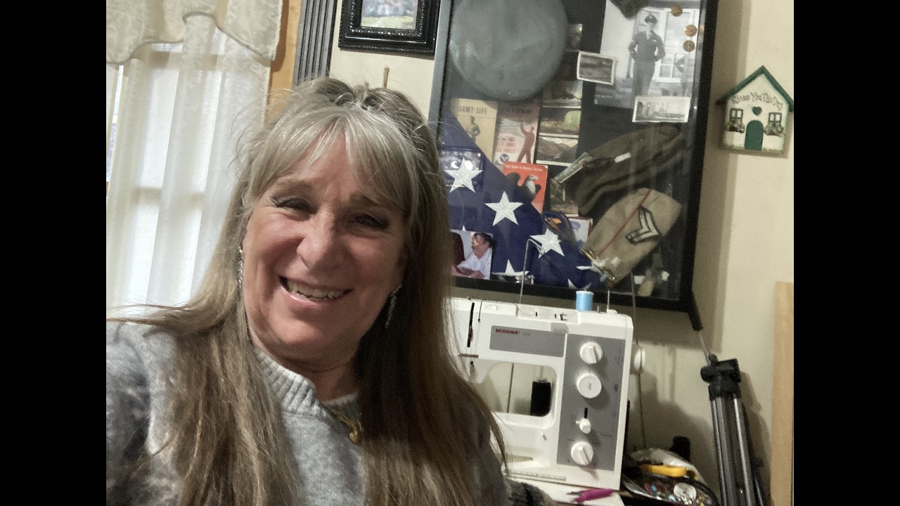 Momma O is live! Welcome to my life when I arrive 😃￼