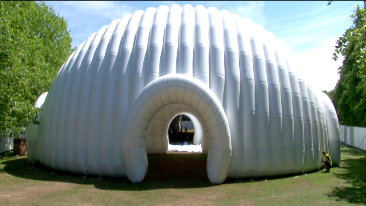 In the Night Garden Live showdome inflation