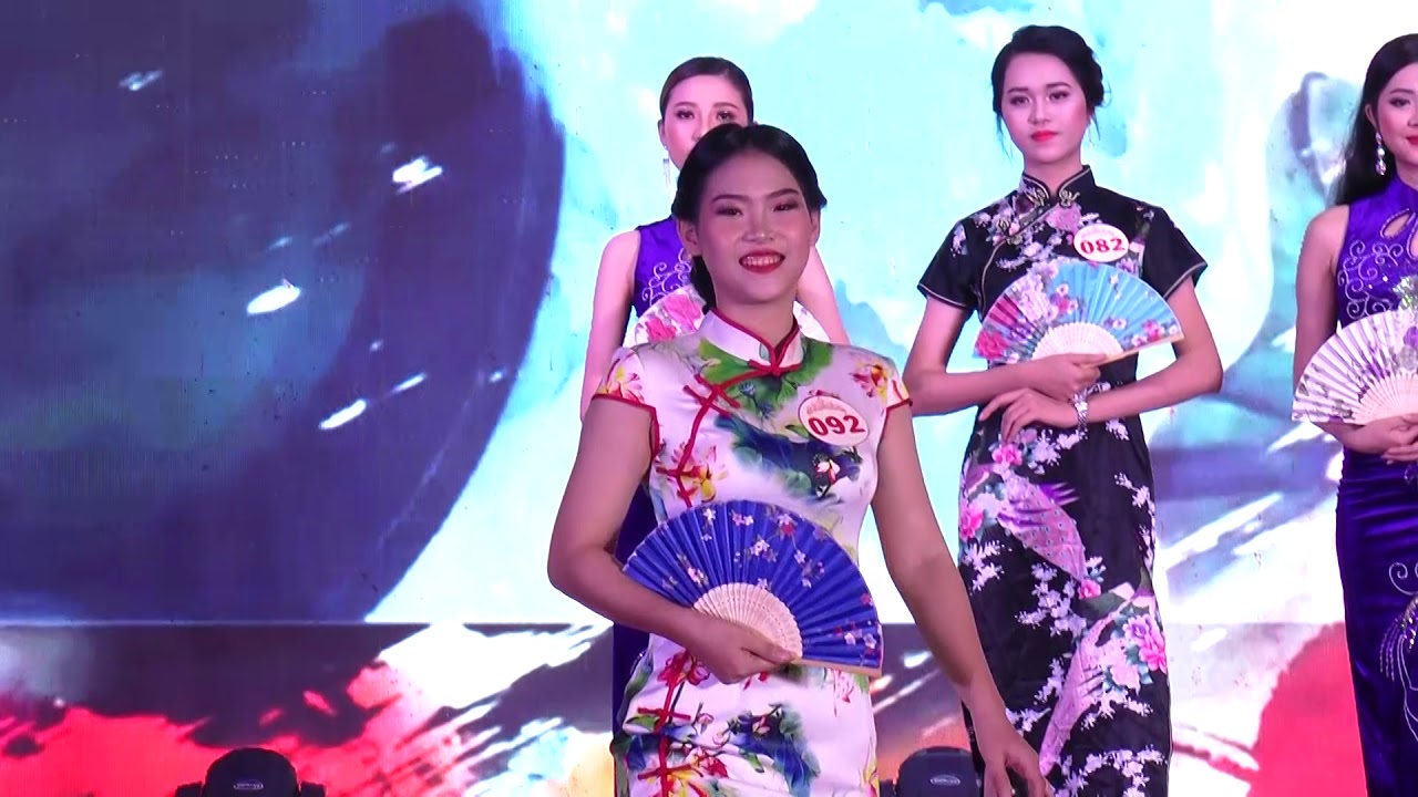 Trình Diễn Trang Phục Sườn Xám – Nét Đẹp Cộng Đồng Nữ Sinh Việt Hoa 2019 | Tất tần tật thông tin về thời trang nữ