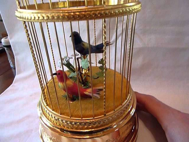 Reuge double singing bird cage - YouTube