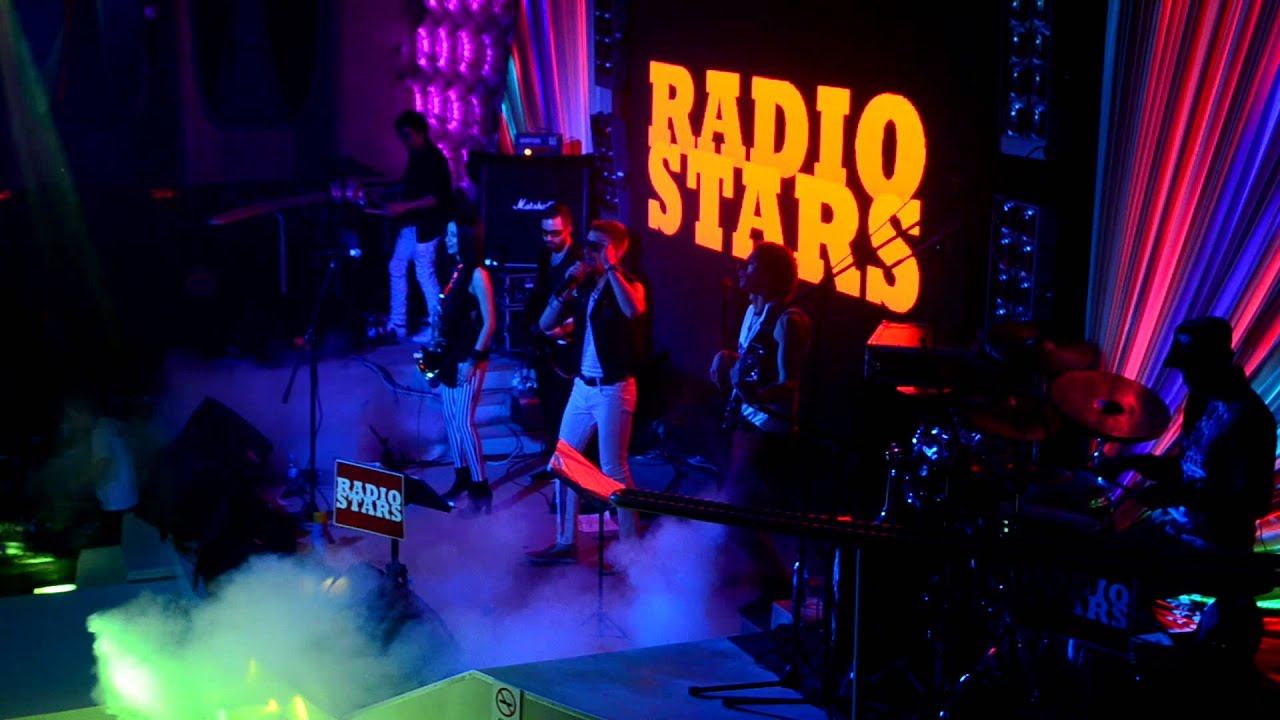 RADIOSTARS - World, Hold On (Bob Sinclar cover) [Live in Caprica]