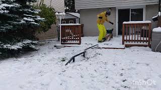 Backyard snowskate #snowboard #snowskate #snow #skate #grind #rail #sk8 #firstsnowfall #snowsports