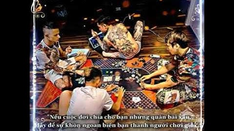 Sông càng xâu thì càng tỉnh lặng lúa càng chín càng cúi đầu