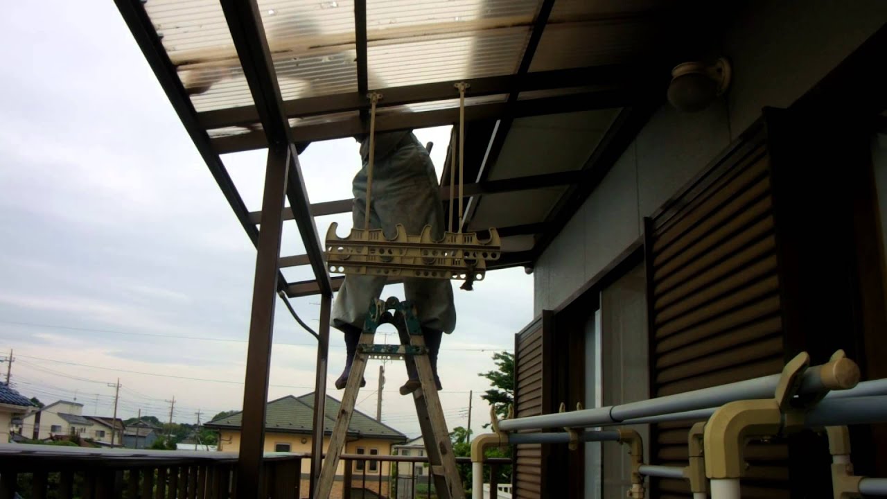 ベランダに後付けで屋根をつける際の価格の相場とdiy法