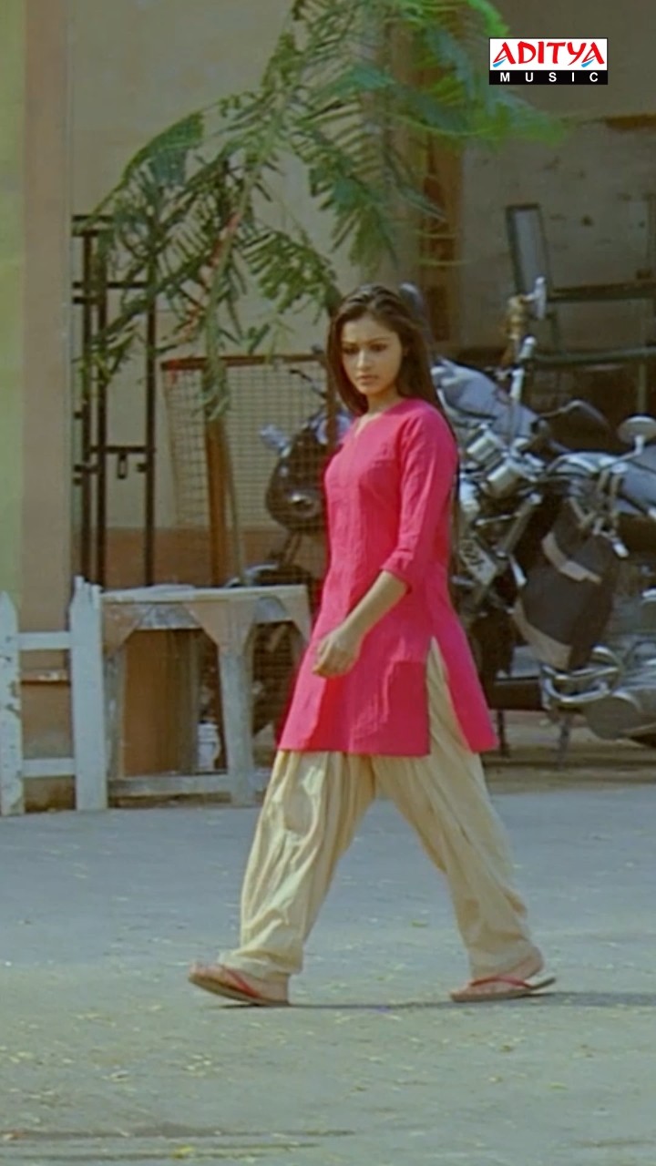 #BeautifulGirl Song #LifeIsBeautiful Movie #Shorts