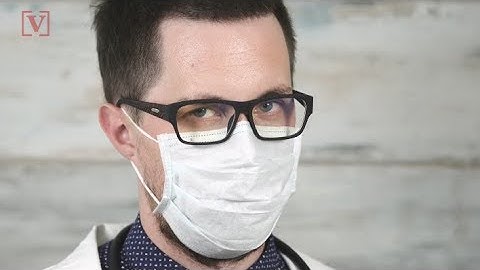 Use These Tips to Prevent Your Glasses From Fogging up When Wearing a Face Mask