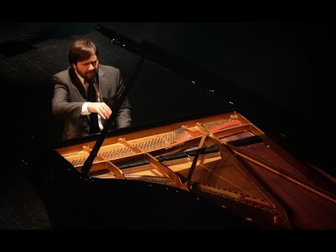 Beethoven Piano Sonata No. 12 Op  26  "Funeral March" (LIVE). Alexander Korsantia