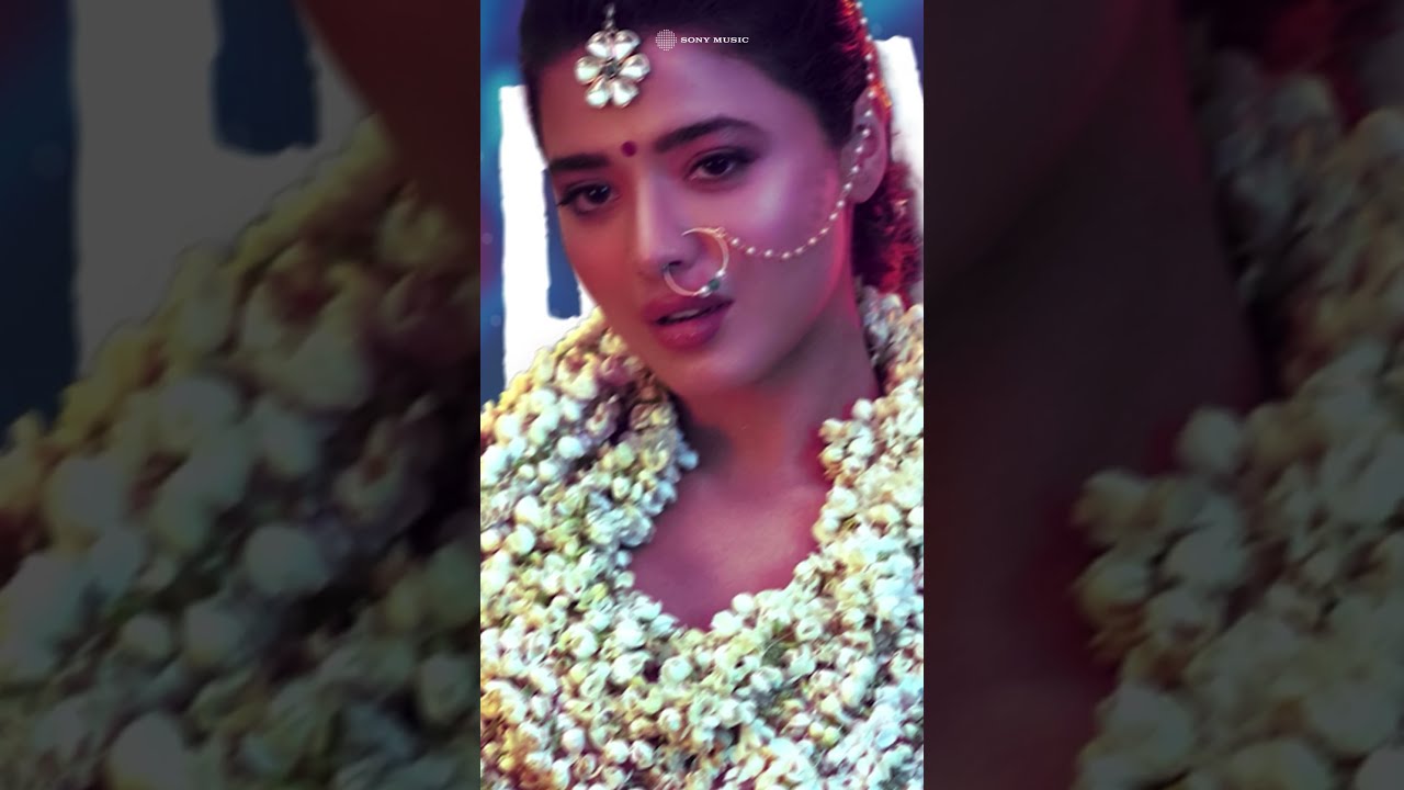 Adhi Dha Surprisu by Ketika Sharma| Robinhood | Sreeleela,