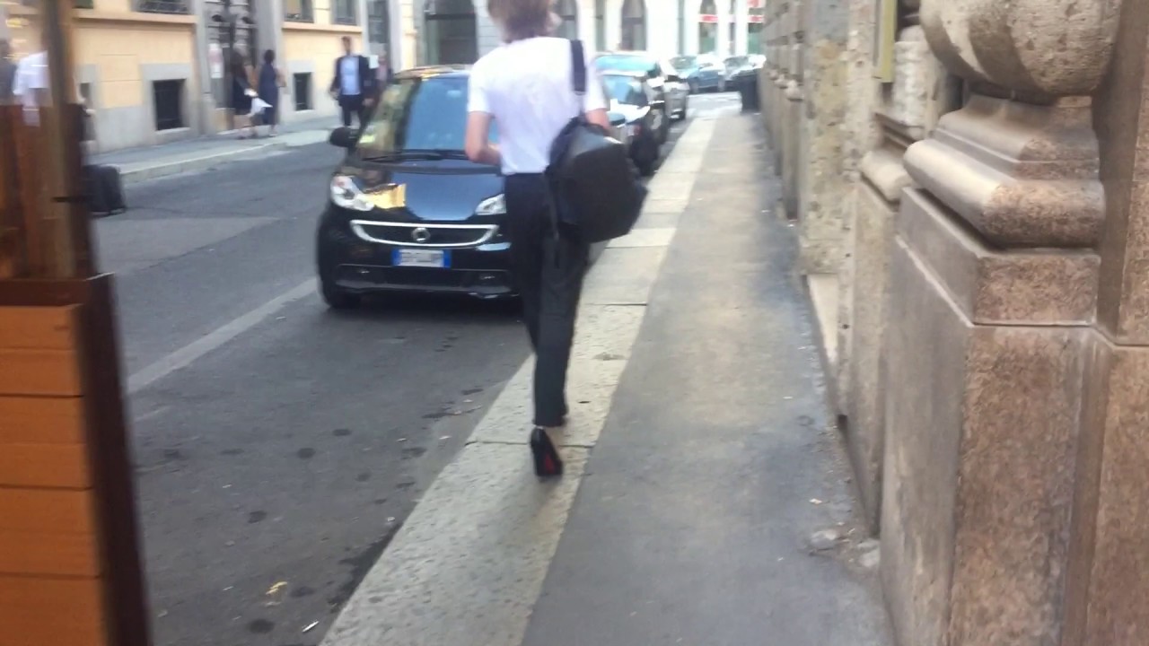 Laurentin Cosmos - Men in high heels - A tribute to gender equality