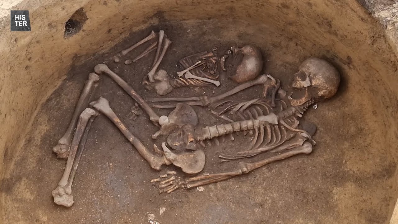 Objevy při archeologickém výzkumu u Debrna (Kralupy nad Vltavou) - YouTube