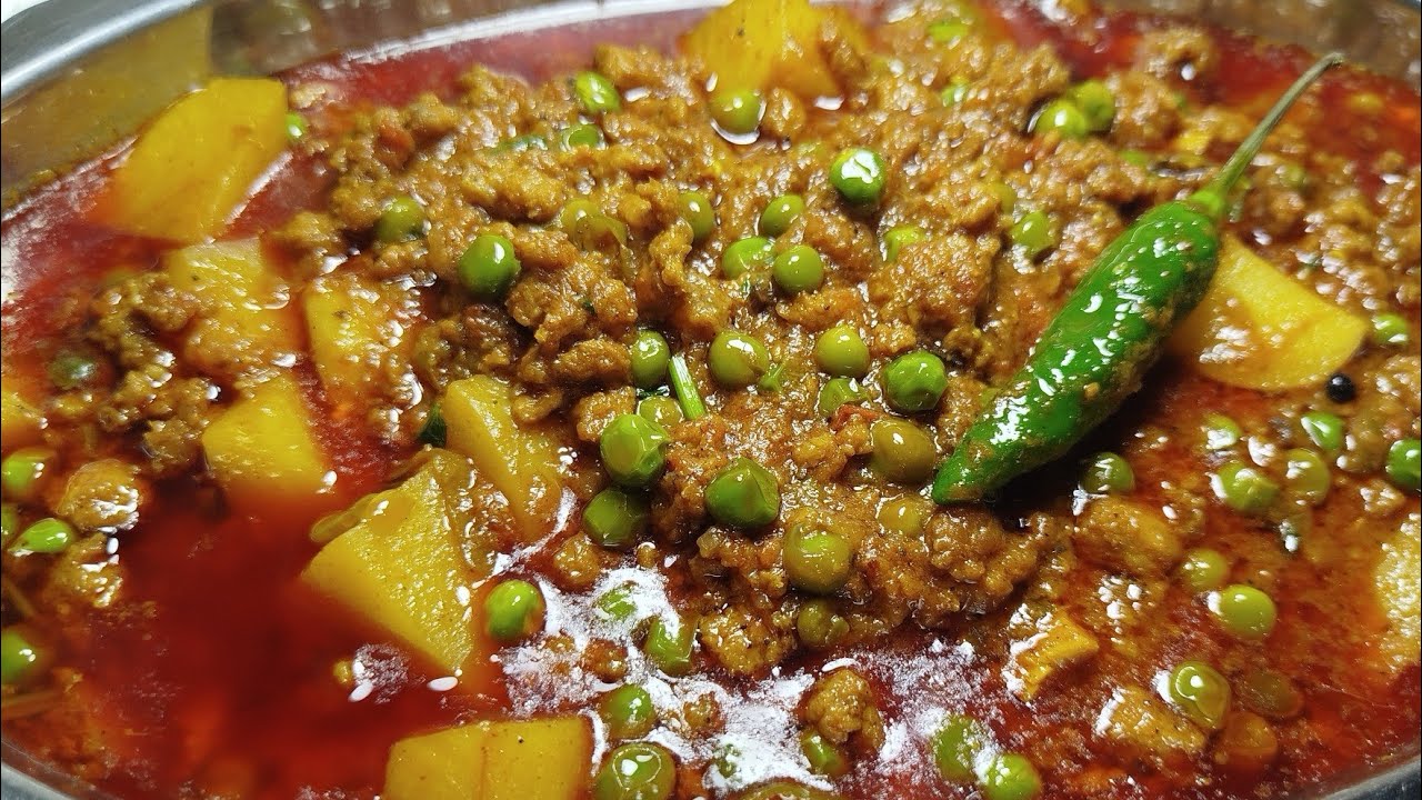 Keema Aloo Matar Recipe | قیمہ آلو مٹر کا سالن | Aloo Matar Keema ...