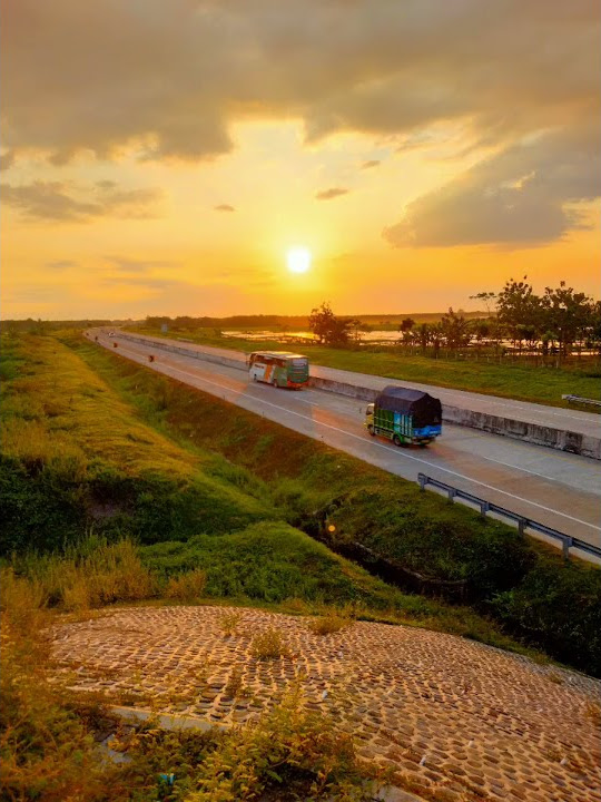 Story wa indah sore kota Ngawi