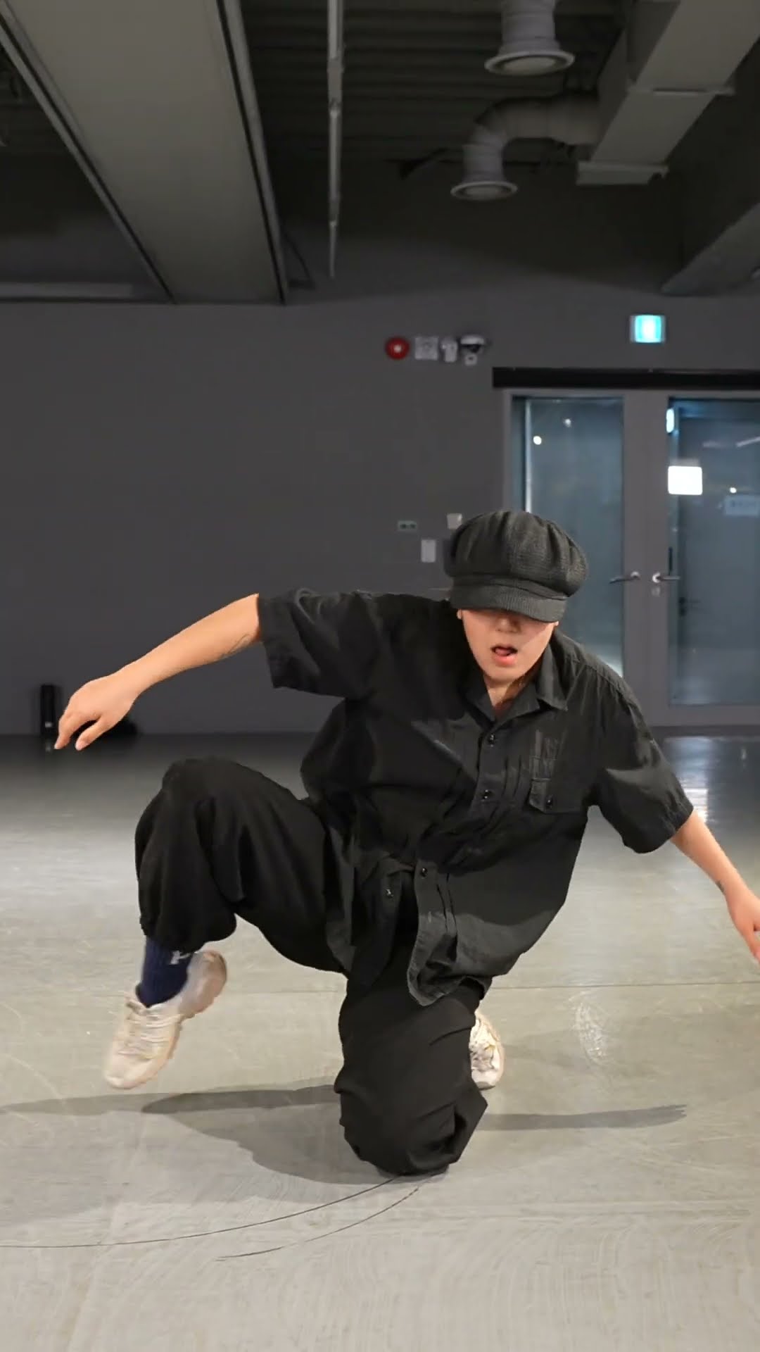 ?... #khaki #choreography