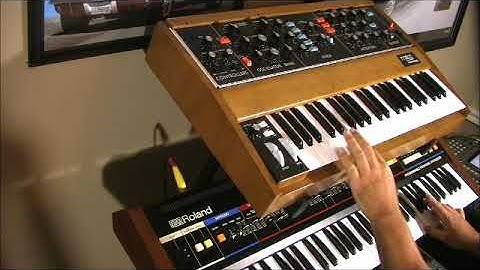Roland Juno 60 + Moog Minimoog  THE 80