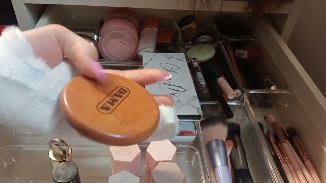 DECLUTTERING MAKEUP COLLECTION PT.1