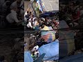 বাসে  সিটের চেয়ে যাত্রী কয়েকগুণ বেশি—ঘরে ফিরতে গুলিস্তান বাস স্ট্যান্ডে ধাক্কাধাক্কি