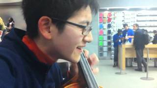 Rolling In The Deep for Cello: Apple Store! By Nathan Chan Resimi