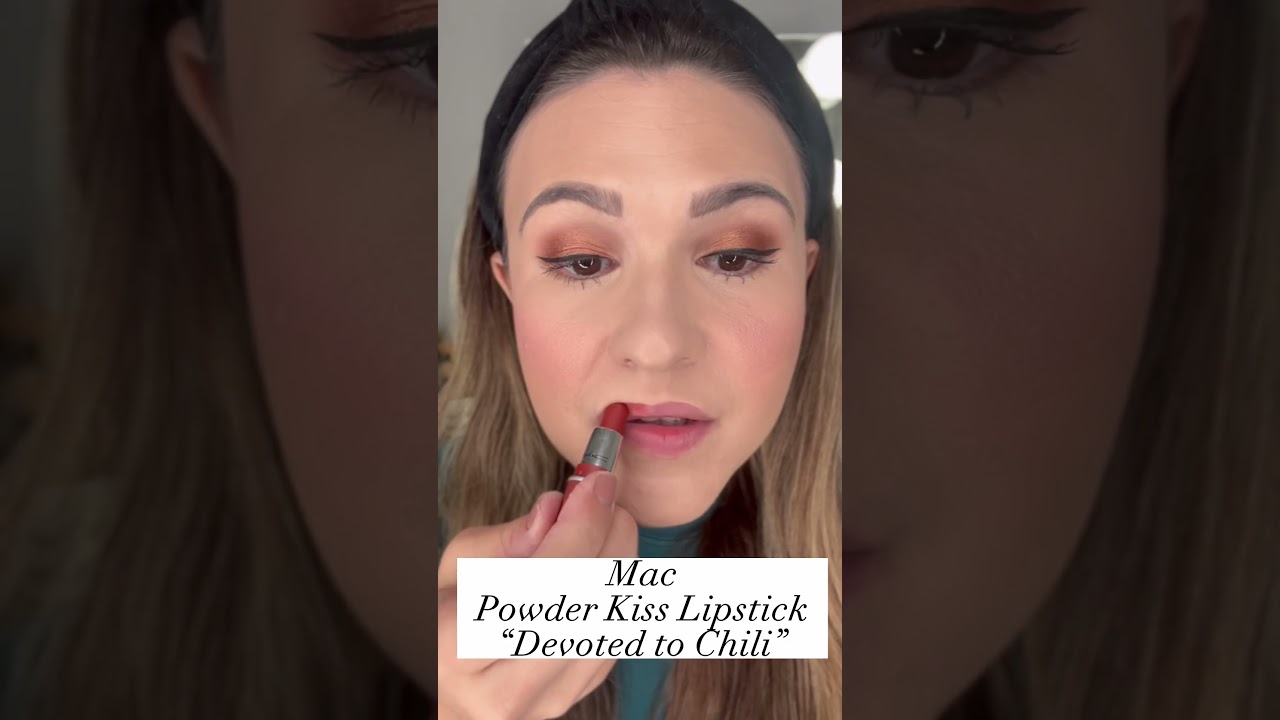 Gorgeous ✨Brick Red Lipstick✨ Mac Powder Kiss in “Devoted to Chili” 