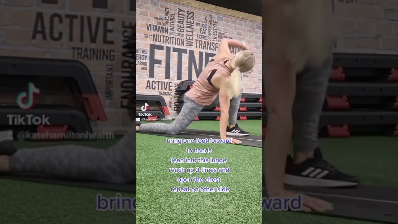 my daily stretch routine 💜 