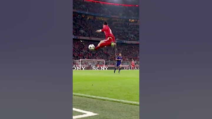 James Rodriguez beautiful ball control.